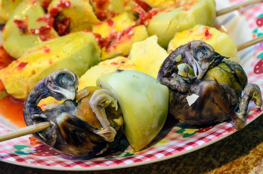 15 отвратительных блюд со всего мира, которые кажутся кому-то вкусными