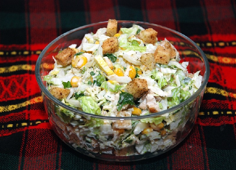 5 самых вкусных салатов с пекинской капустой