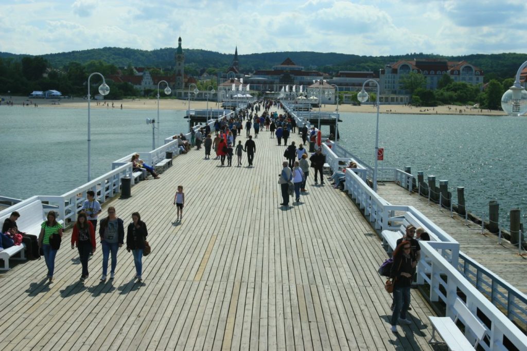 Портовые здания и корабли в Гдыне