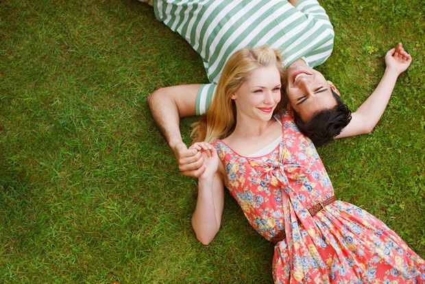 Возраст, в котором вы встретите любовь, согласно гороскопу