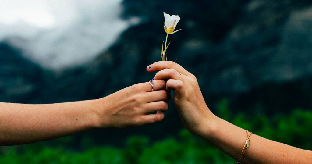 Как понять, кто нас искренне любит, всем сердцем?