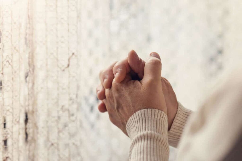 Молитва о внуках и когда ее произносят