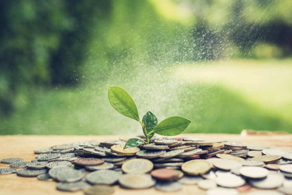 Как откладывать деньги и радоваться жизни одновременно?