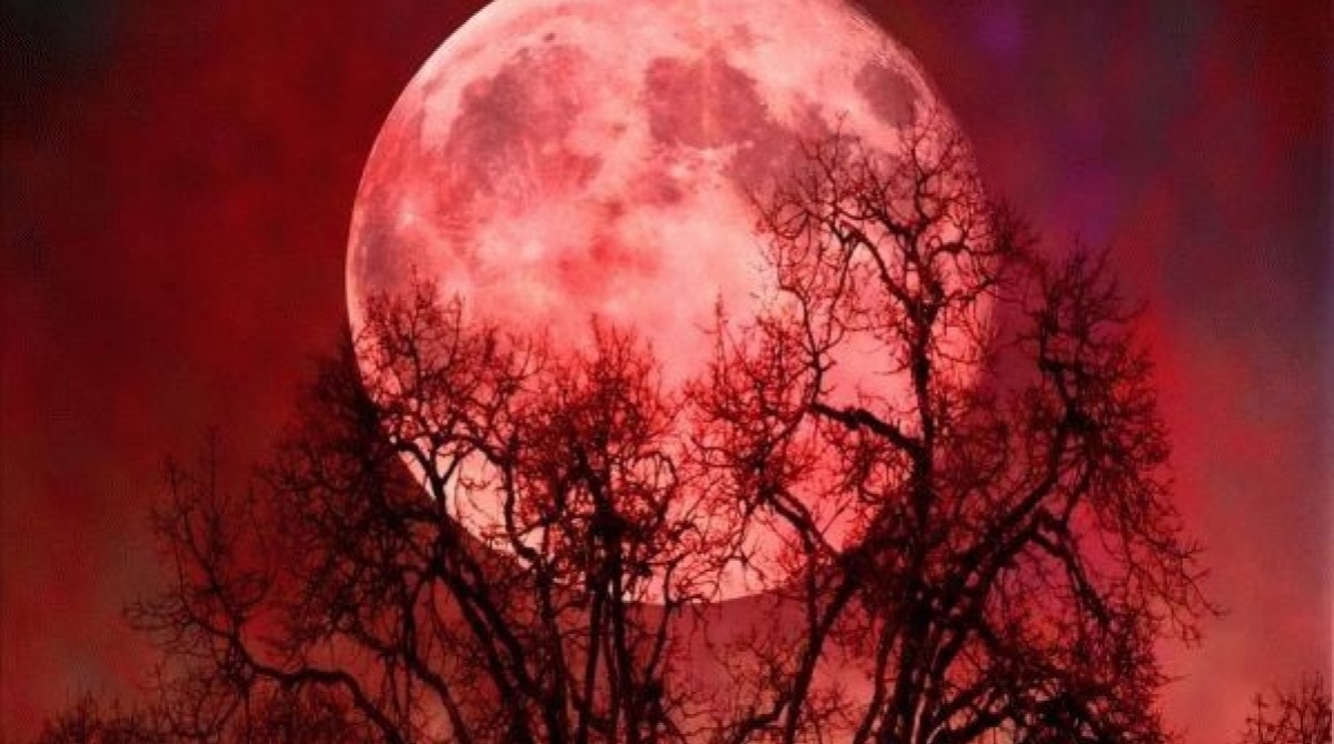 Красная луна картинки